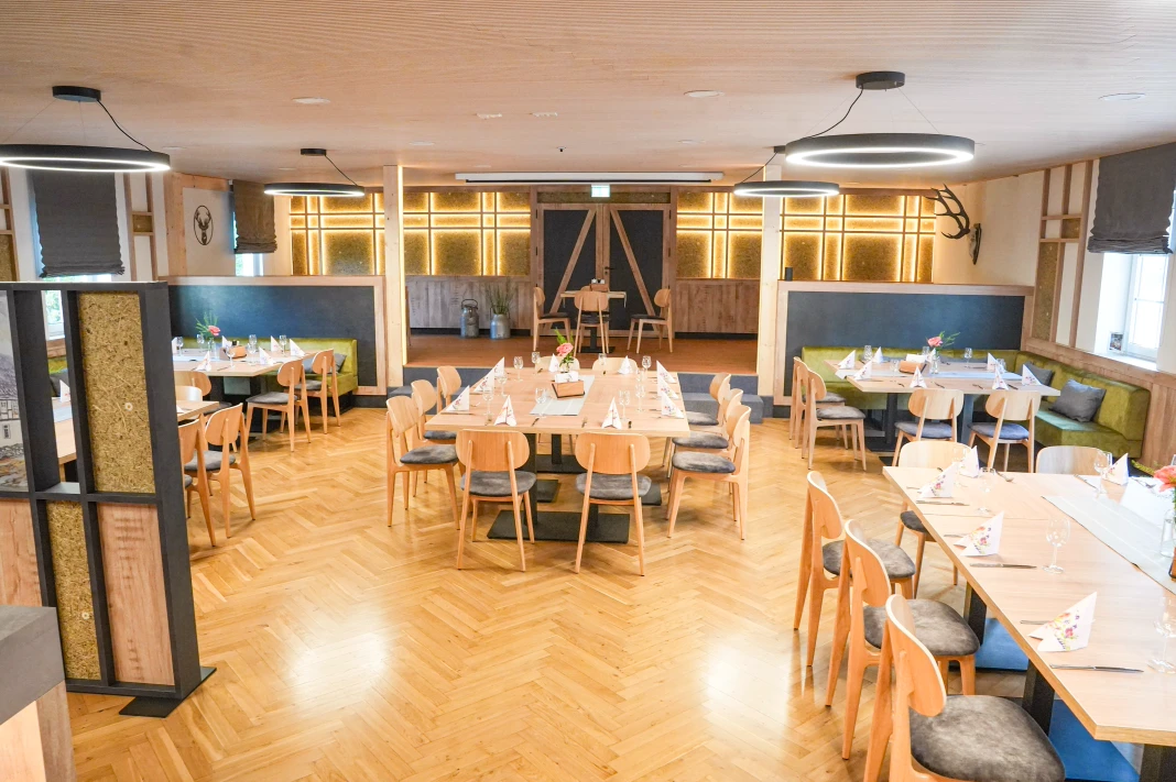 Saal im Landgasthof Jossatal für Feiern